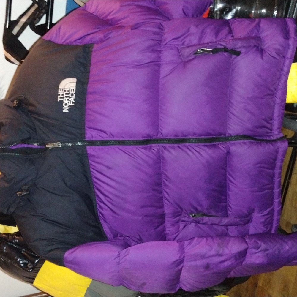 The North Face 1996 Retro Nuptse 700 Fill Packable Jacket (Peak Purple)